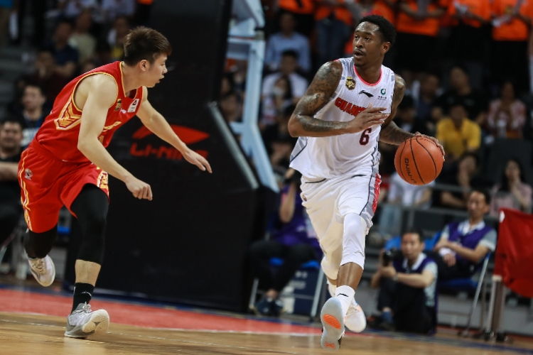 开元棋牌-广东宏远何文炜