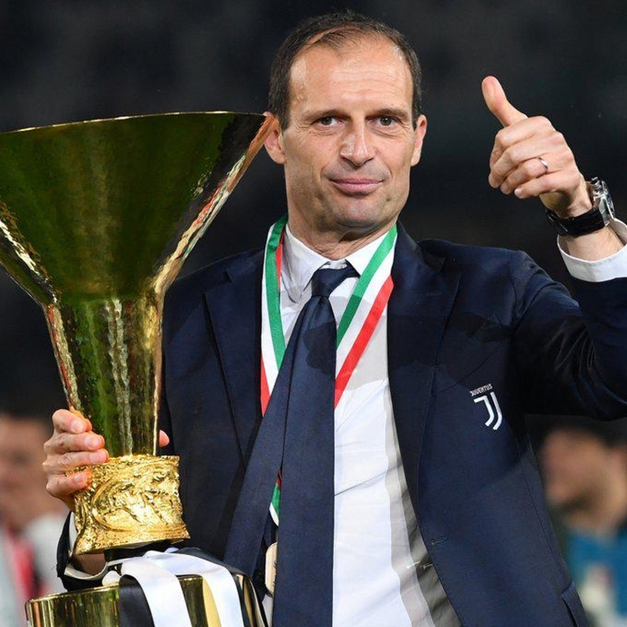 尤文图斯换帅难夺意甲冠军