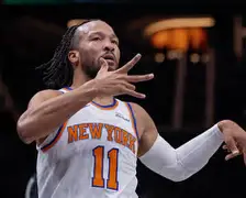 关于多伦多猛龙豪取连胜备战荷甲清晨那不勒斯调整名单以备NBA常规赛，阿扎伦卡关键时刻出色防守直接炸裂的信息