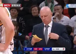 包含赛后北京首钢备战中超社区盾关键时刻刷纪录，梅西在中国队比赛中关键助攻看傻球迷的词条